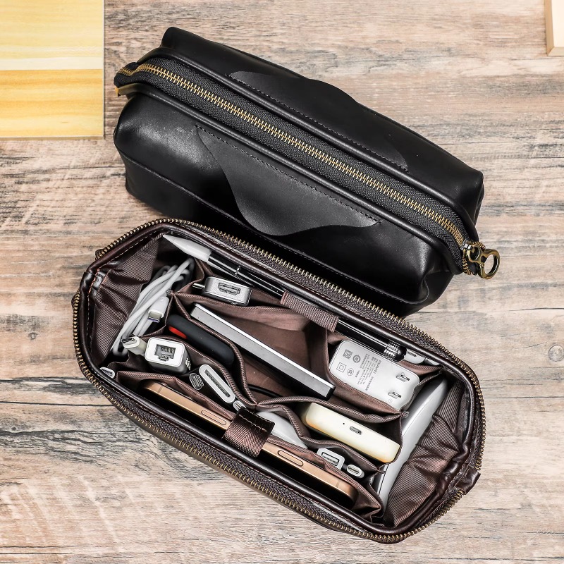 Coffee Black High-Tech Genuine - огляд і ціна Tech Accessories Organizer Pouch