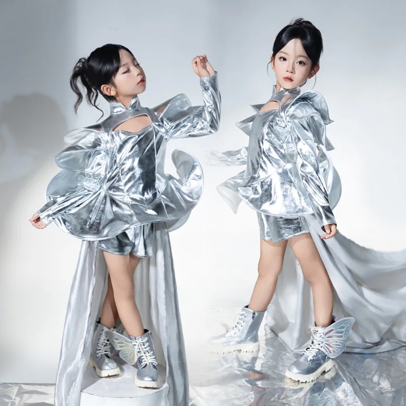 Girls Silver Jazz Dance Univer - огляд і ціна Tech Queen